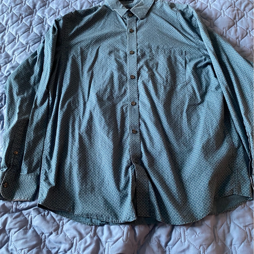 Banana Republic soft wash standard fit, L
